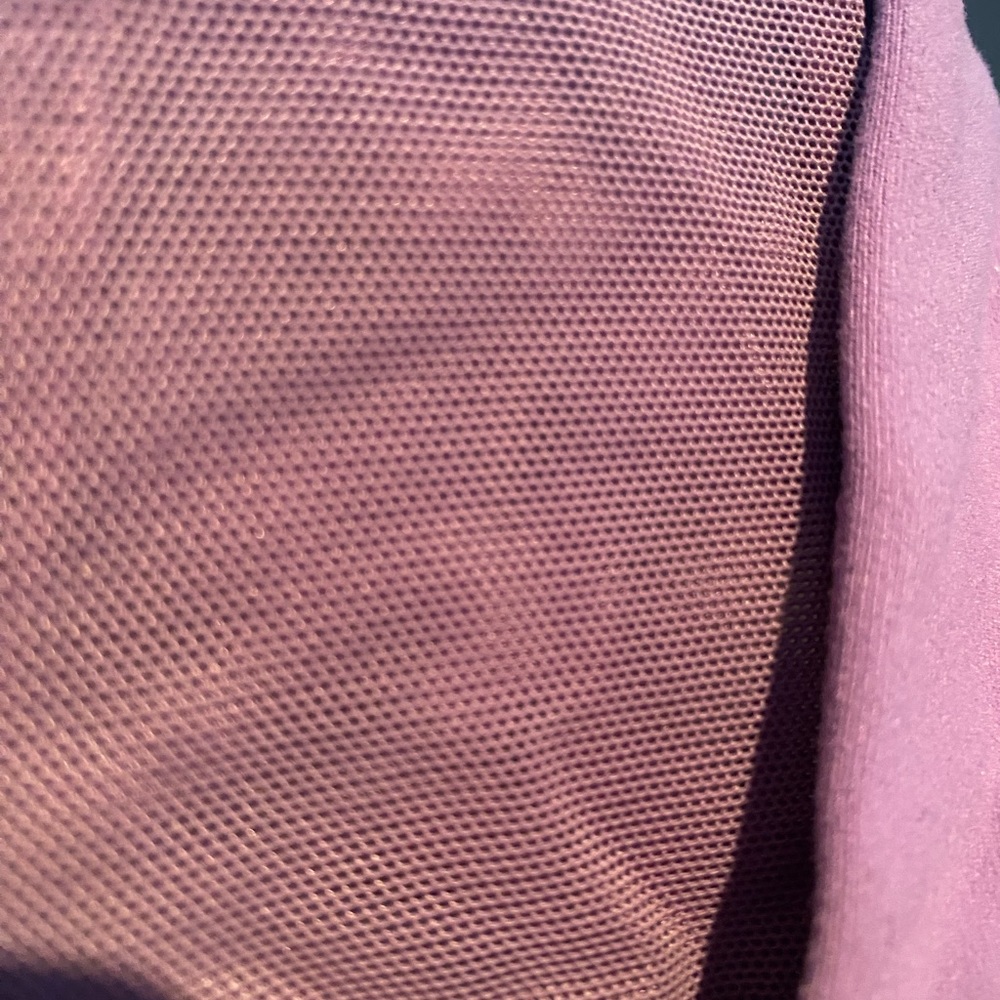 Lululemon Scoop Neck Tank size 6 color: Winter orchid (purple) - Picture 5 of 9